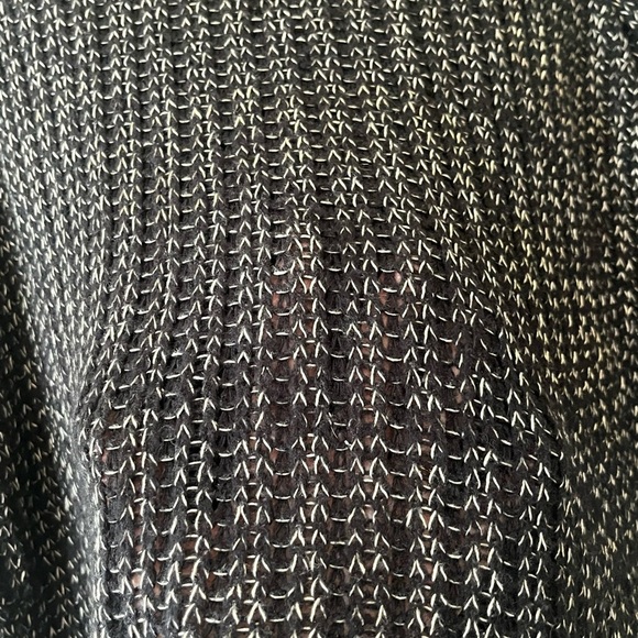 TopShop Knit Black Short Sleeve Sweater Women’s Size US 10 - Picture 11 of 14